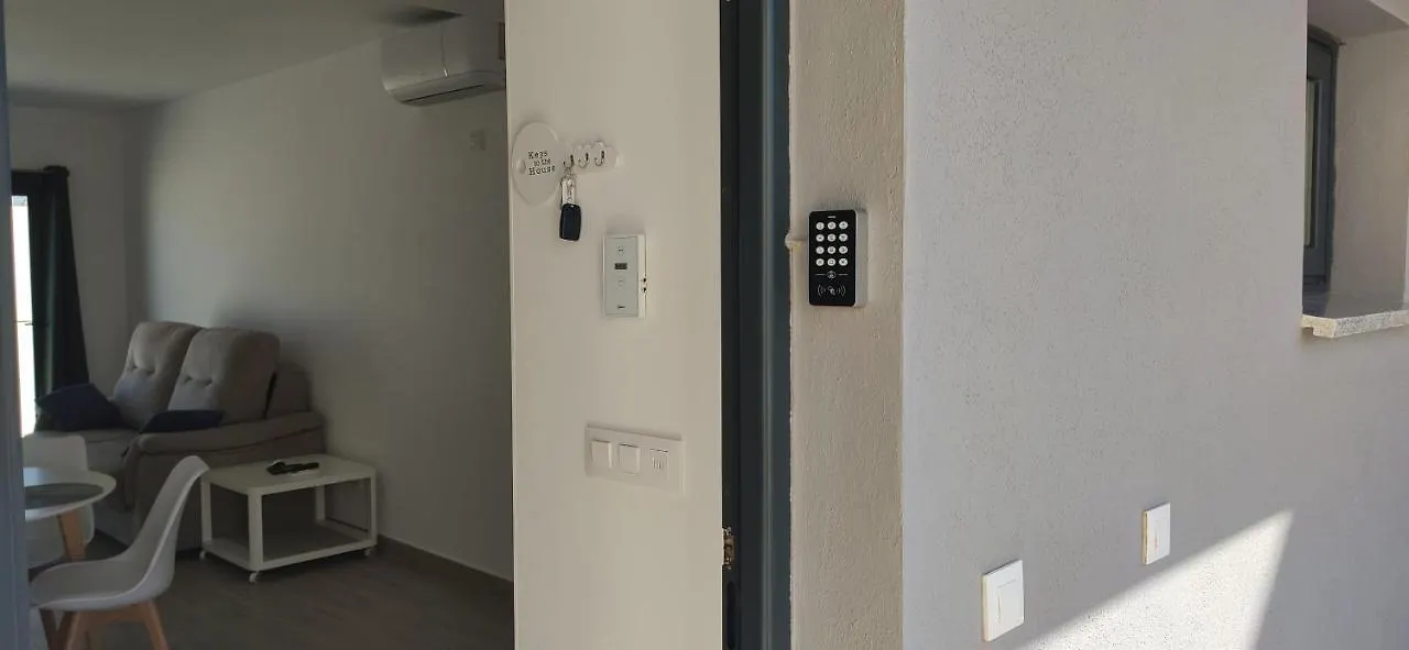 Parking, ubicación y confort Tarifa Apartamento