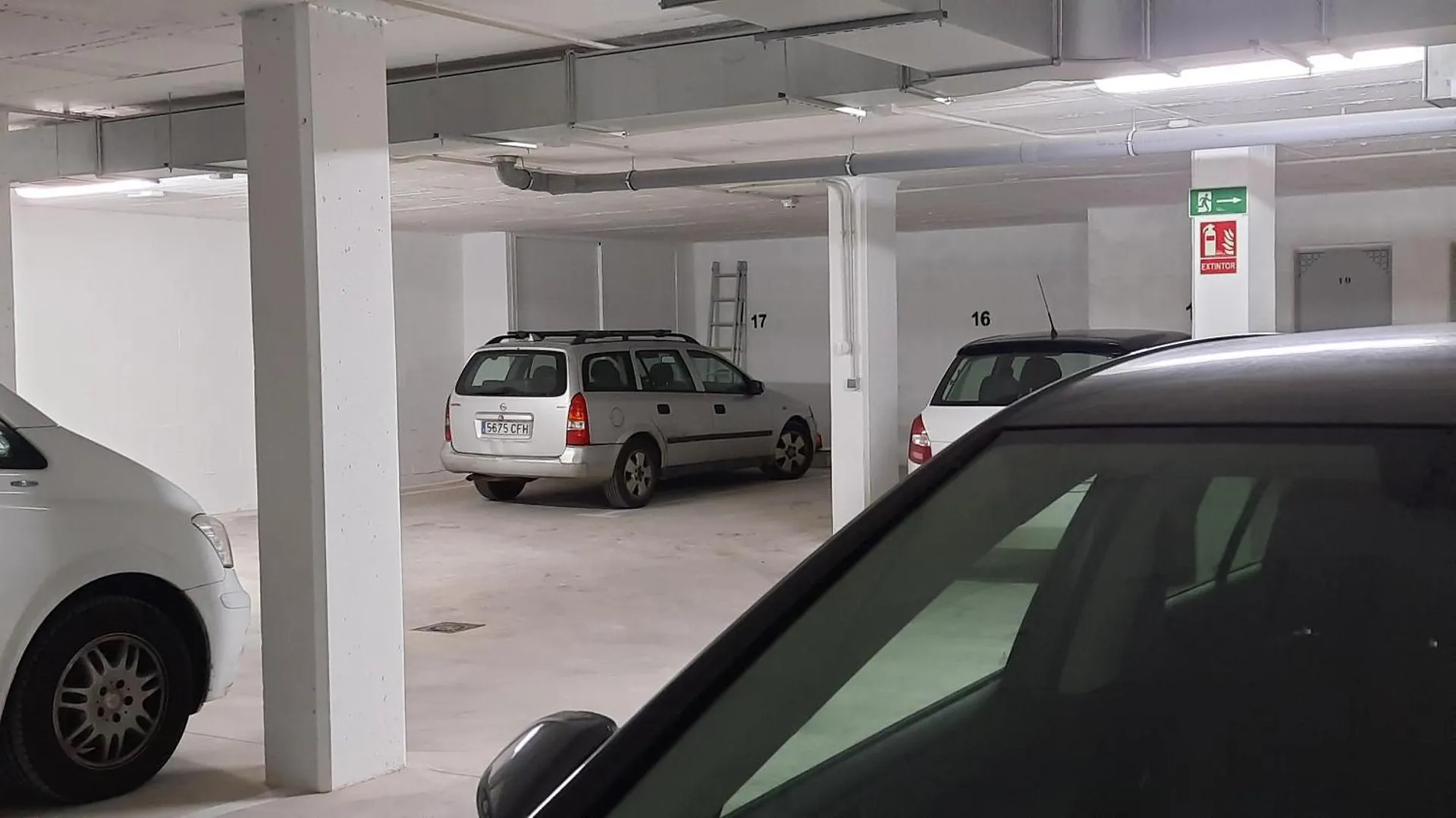 Parking, ubicación y confort Tarifa